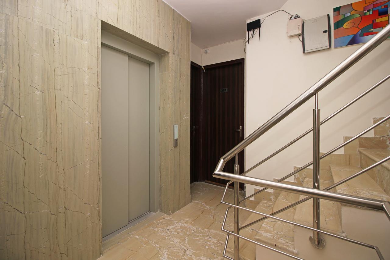 Hotel Nanak Residency Új-Delhi Kültér fotó
